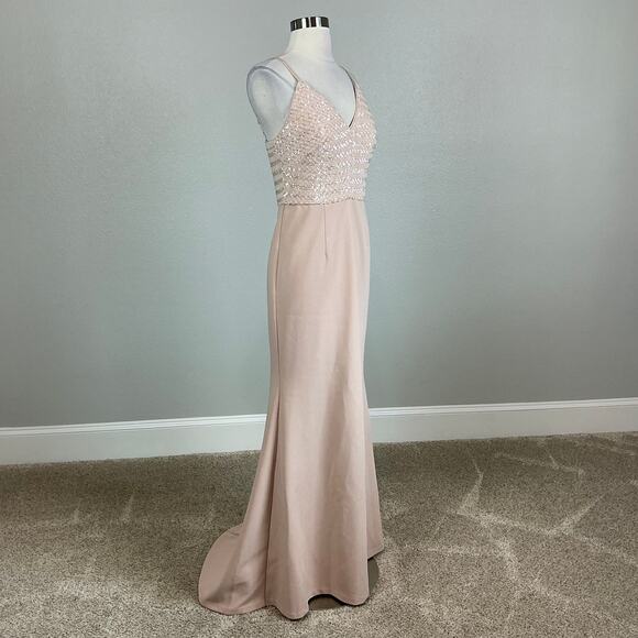 Vince Camuto Pink Sequined Evening Gown Size 10 Sleeveless V-Neck Formal Dress - Picture 2 of 11